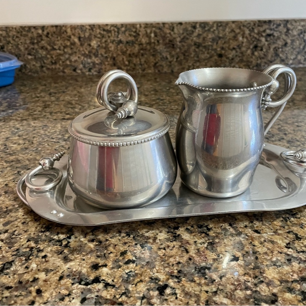 Vintage B.W. Buenilum Hammered Aluminum Creamer & Sugar Set with Matching Tray. - Picture 14 of 16
